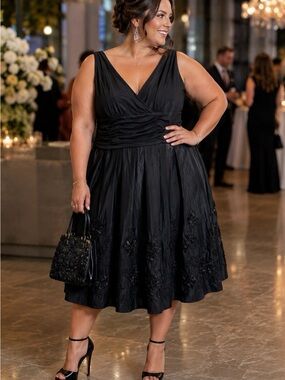 S.L. Fashions Black V-Neck Ruched A-Line Midi Dress stunning